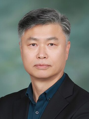 위촉위원 은민수